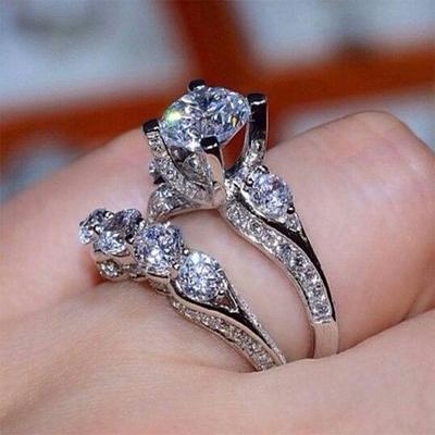 New 2Pcs/Set Wedding Lady Jewelry Ring Crystal Zircon Classic Engagement Party Women Finger Rings Side Exquisite Carving Gift