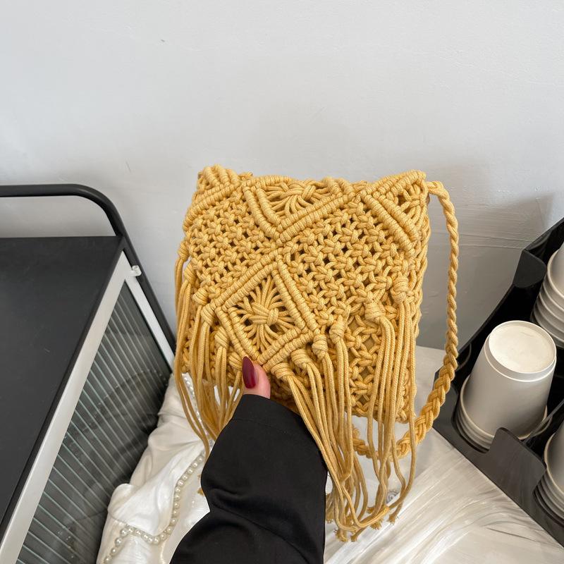 Handgefertigte Baumwollgewebte Gestrickte Quasten Umhängetasche Vintage Schulter Umhängetasche Damenmode Strand Sommer Handtaschen 2023 Tasche