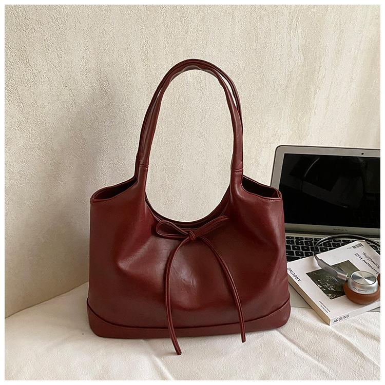 Fashion and Leisure Personalized Large-capacity Shoulder Bag Winter New Bag Texture Women's Simple Bag