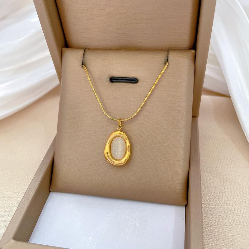 Special-Shaped Water Droplets Cat'S Eye Temperament Personality Minimalist Wind Stove Real Gold Female Collarbone Necklace