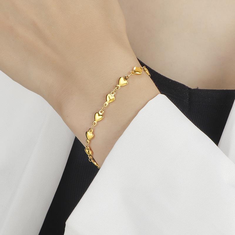 Elegant 18K Gold Titanium Steel Bracelets: European & American Fashion, Non-fading, Women's Versatile Personality Hand Jewelry