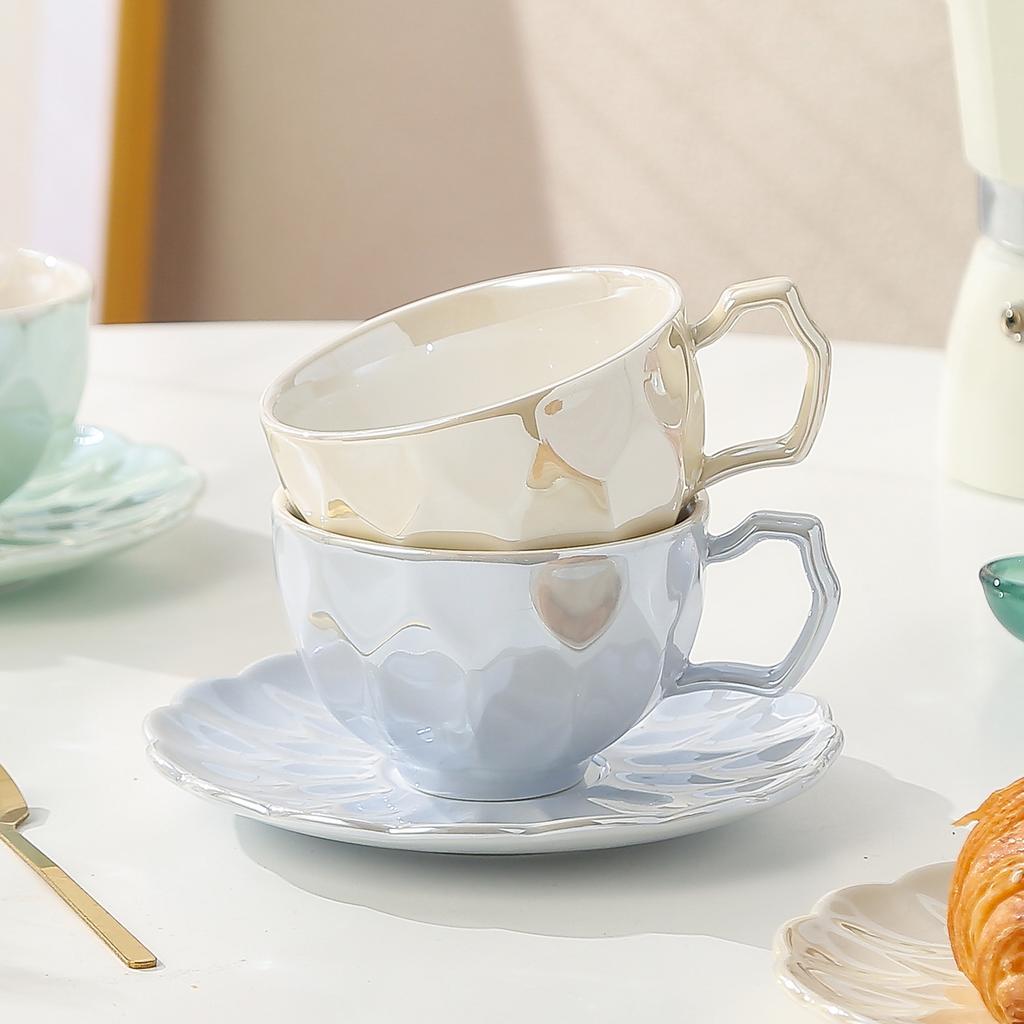 Souvenir Coffee Cup with Spoon Pearl Glaze Mug Saucer To Give Customers Gifts To Drink Water In The Office Cup Fresh