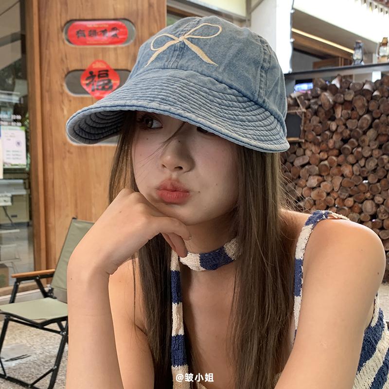 

Designer cute bow embroidery pattern octagonal hat children spring and summer sunscreen bucket hat adult average size світло-синій колір