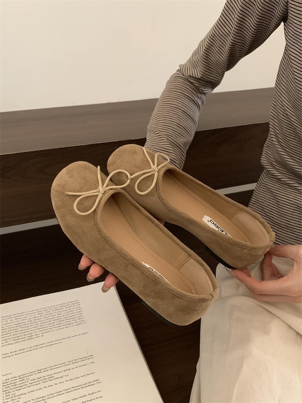 

French ballet style bow flat-soled single shoes women s 2025 new Maillard not tired feet shallow mouth grandma shoes ladyshoes 39