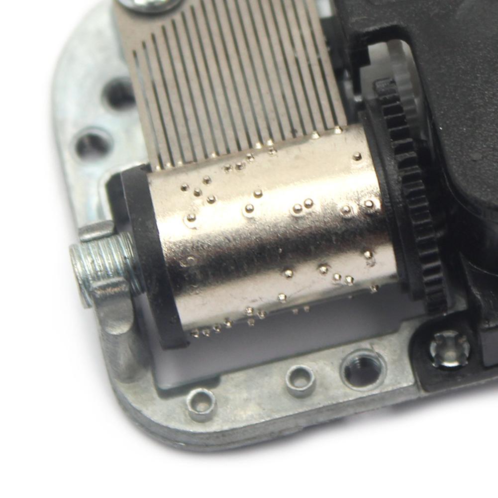 Kovový strojek hrací skříňky Mechanický na klíček s šroubky DIY Příslušenství