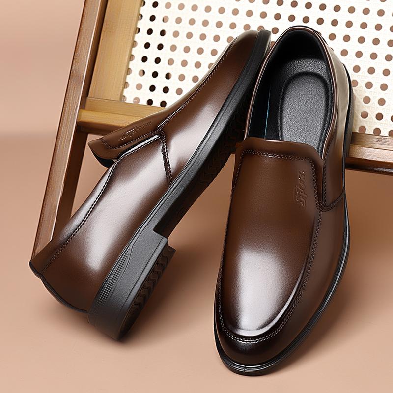 Fashion Slip on Flat casual men's leather shoes British retro gentleman style Office and Fashion Party Black Brown Hot selling adult