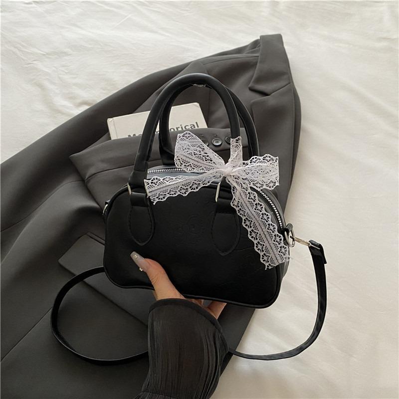High-end Small Bag Women's New Popular Versatile Messenger Bag Fashion Casual Portable Bowling Bag