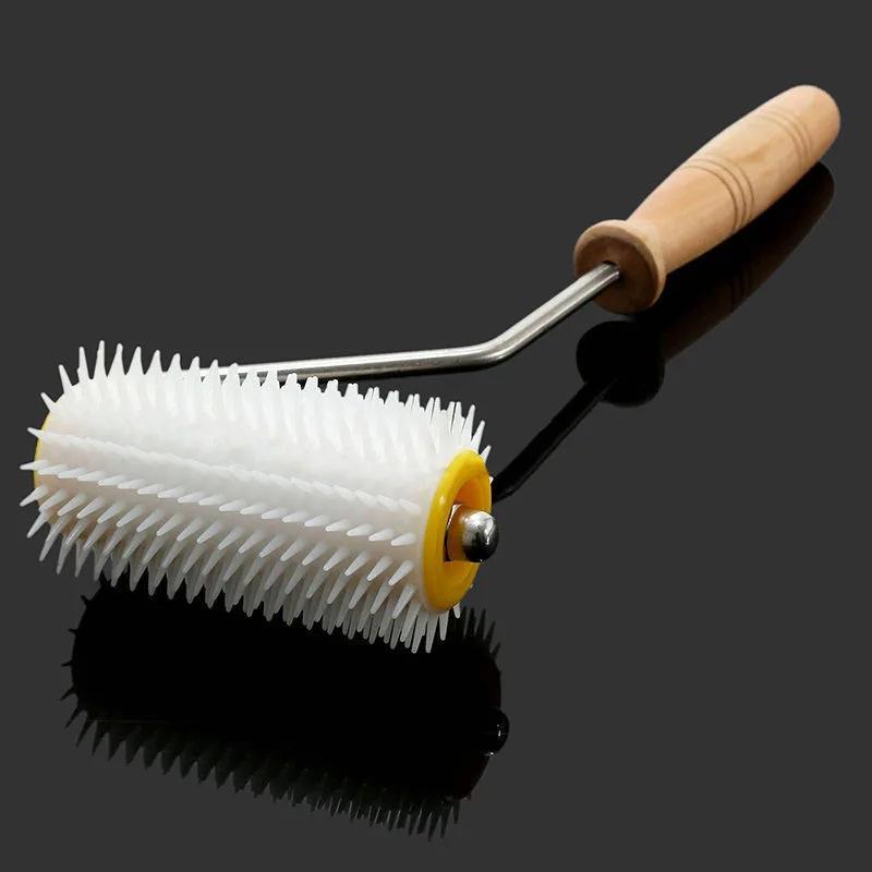 

Beekeeping Tools: Honeycomb Extractor Roller with Wooden Handle and Bee Glue Scraper