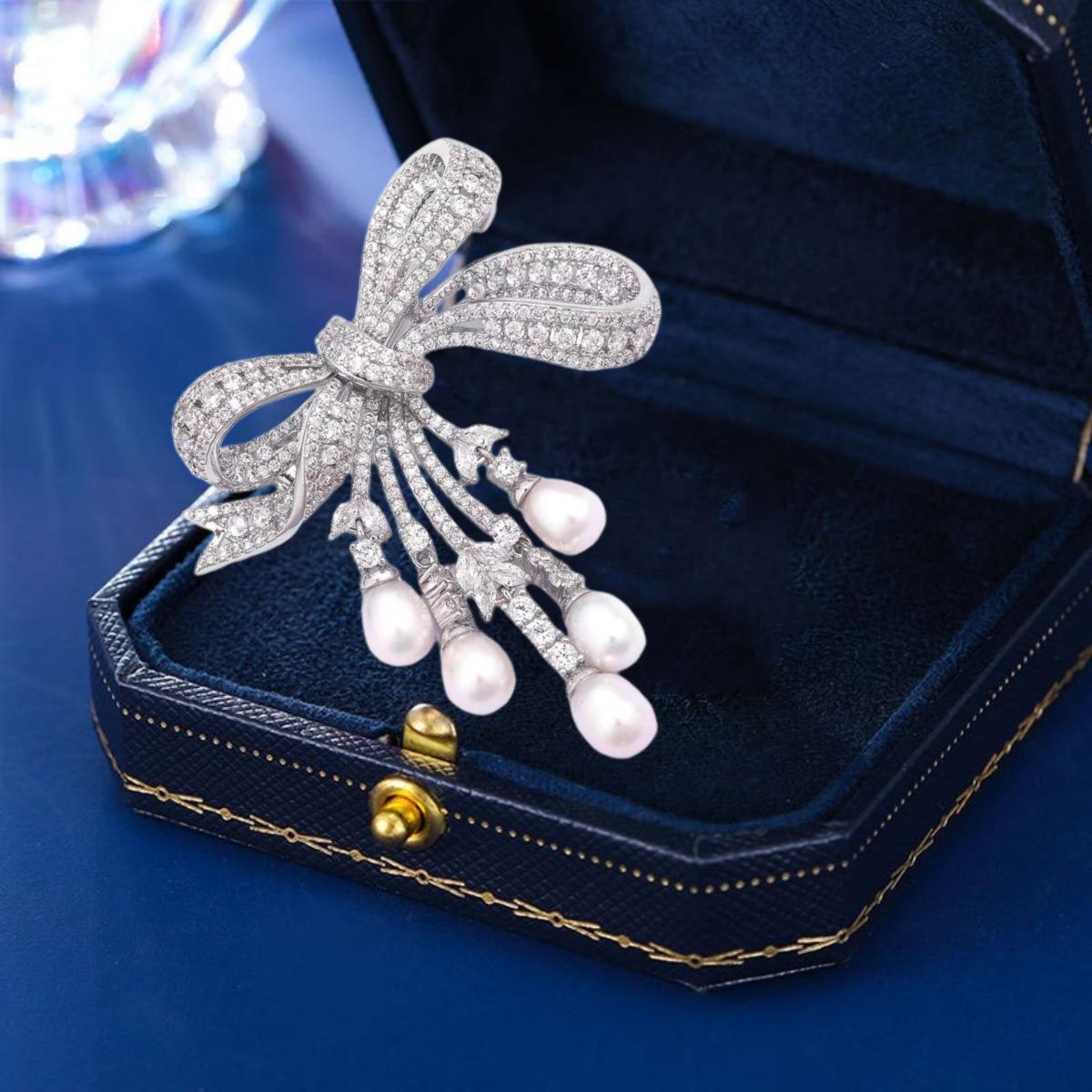 

Французская ретро-брошь-бант для женщин, высококачественная жемчужная брошь из натурального пресноводного жемчуга, аксессуары Electroplated silver серебряный