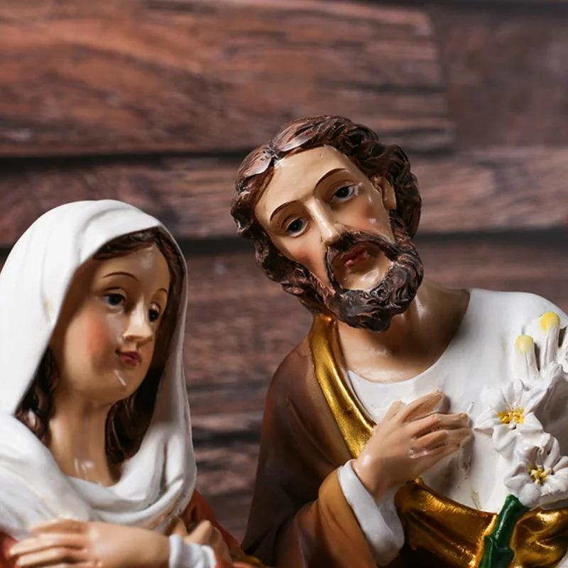 1 Stuks Katholieke Christelijke Jezus Familie Beeldje Hars Beeldje Huisdecoratie Cadeau Decoratieve Beeldjes