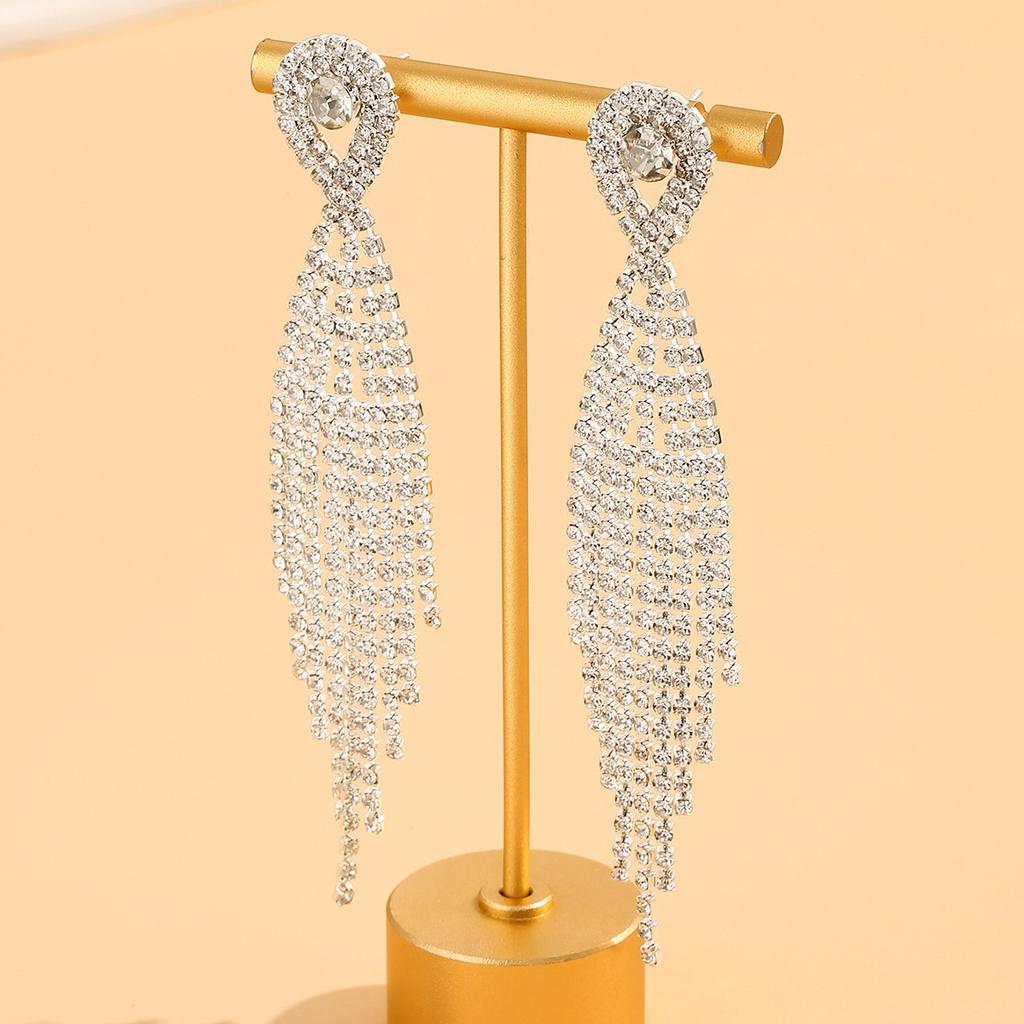 2025 Elegant Design New Water Diamond Long tassel Earrings Claw Chain Retro Style Wedding Earrings