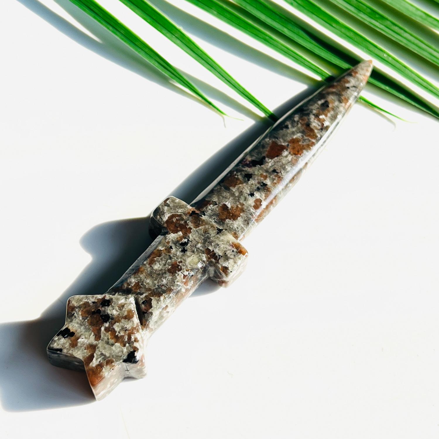1PC High Quality Crysta Knife Natural