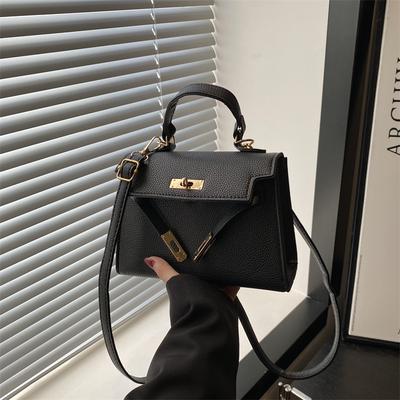 2025 Summer New Niche Fashion One Shoulder Oblique Span Handbag High-end Texture Women's Handbag Bag