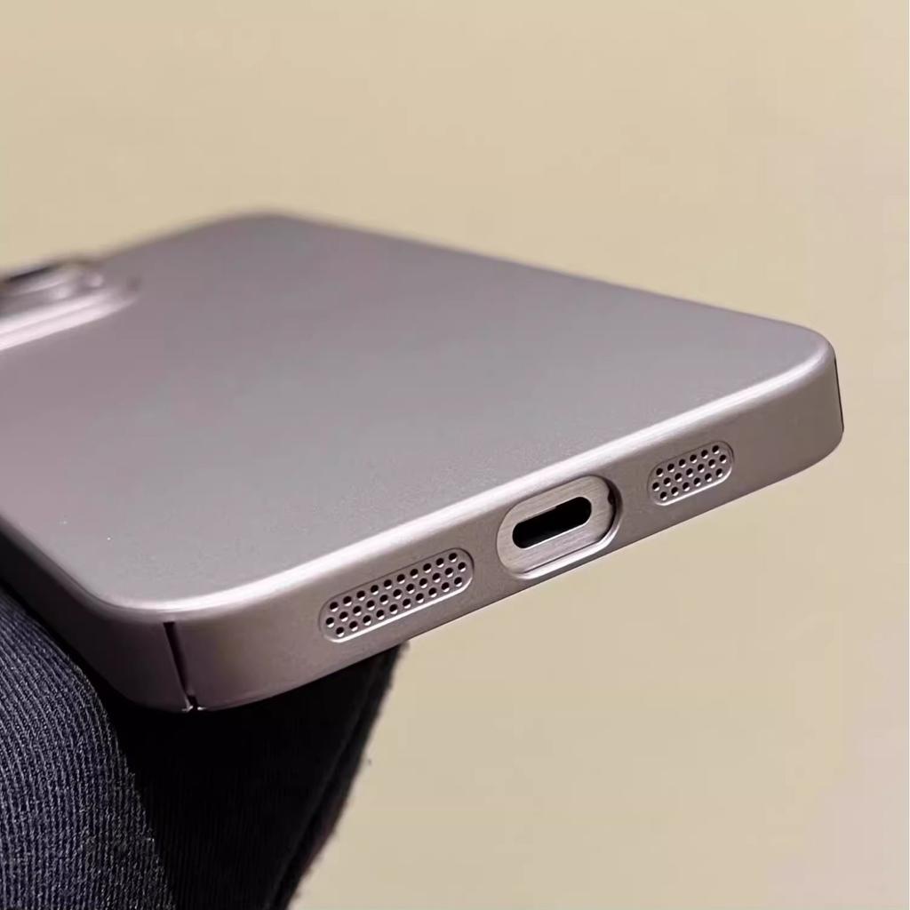 Minimalist and High End Titanium Texture IPhone16pro Apple 14 Phone Case 15ProMax New Men's and Women's