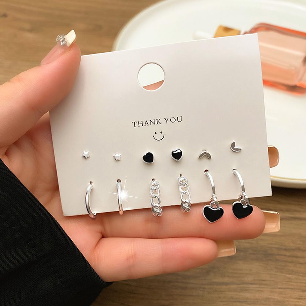Sweet and Cool Jewelry Ins Cold Wind Love Ring Six-piece Set of Earrings, Personalized Ear Buckles, High-end Card Earrings.