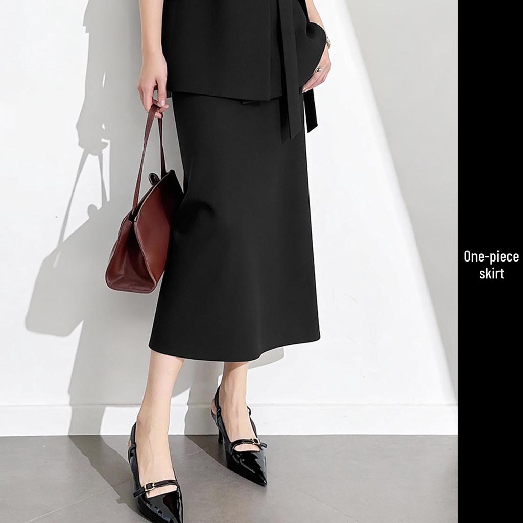 Elegant Coffee-Colored Collarless Skirt Suit for Women with Waist-Cinching Belt - Perfect for Urban Professional Style and Commuting.