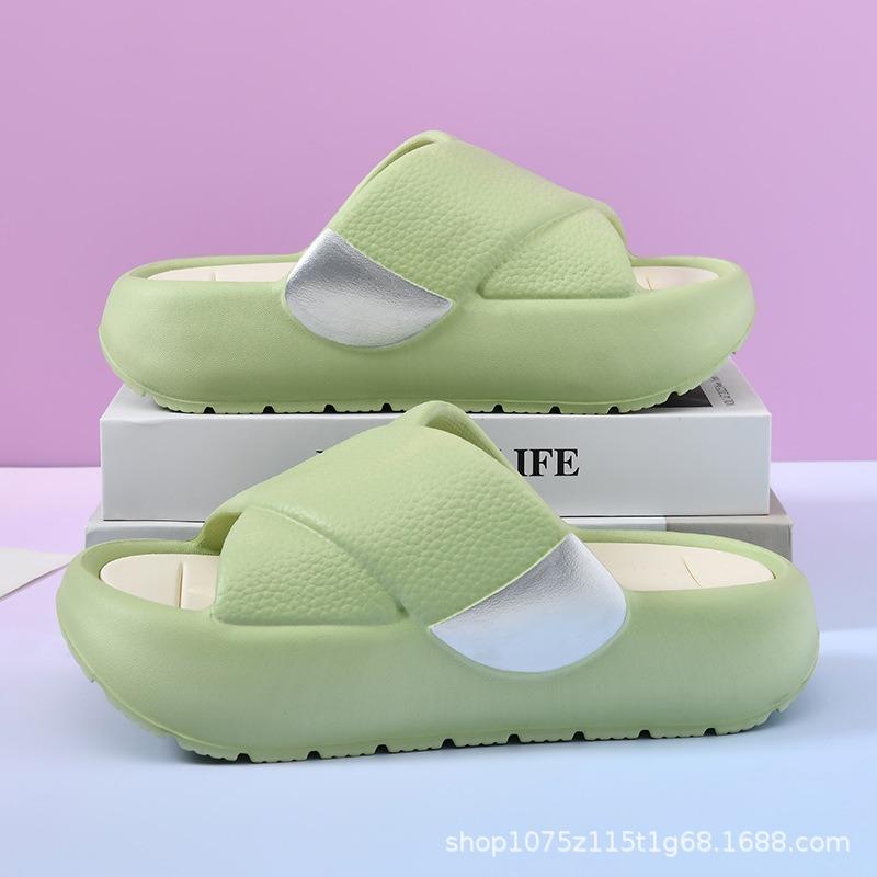 Slippers women's new fashionable thick bottom heightening outer wear sandals comfortable muffin bottom non-slip one-word indoor home mops