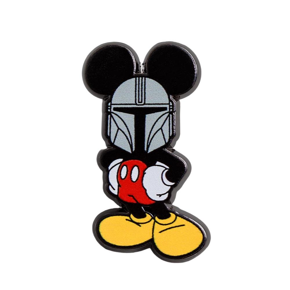 Fictional Character Badge: Sci-Fi Movie, Cartoon, & Fantasy Novelty Brooch