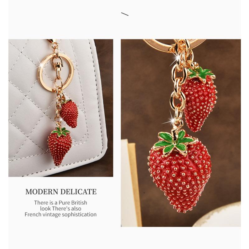 Keychains, bag pendants, fashionable small strawberry fruit ladies' car keychains, cute alloy keychains