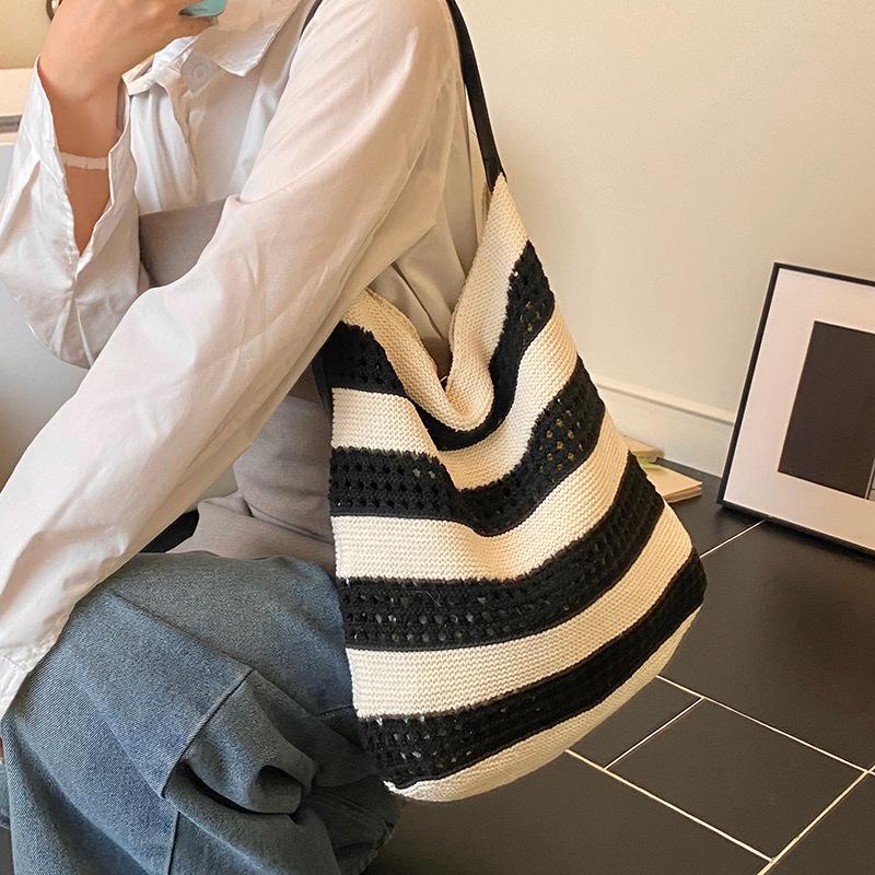 New Tote Bag Niche Design Contrasting Color Striped Knitted Bag Simple Hollow Portable Shoulder Bag Women
