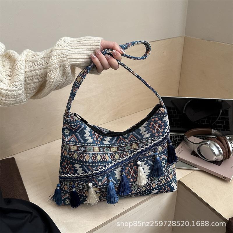 

Large-capacity canvas tote bag, fashionable and simple commuter bag, fringed work hand carrying a large shoulder bag for quick delivery синій