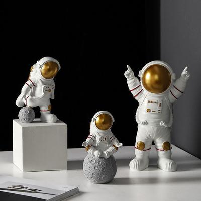 1/3ks Kreativní pryskyřice Ornament Socha astronauta Socha Spaceman Stolní dekorace Modelování Dětský dárek Domácí dekorace