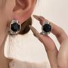 2026 Silver Needle Geometric Stud Earrings: High-End, Fashionable, Exquisite, and Versatile Design.