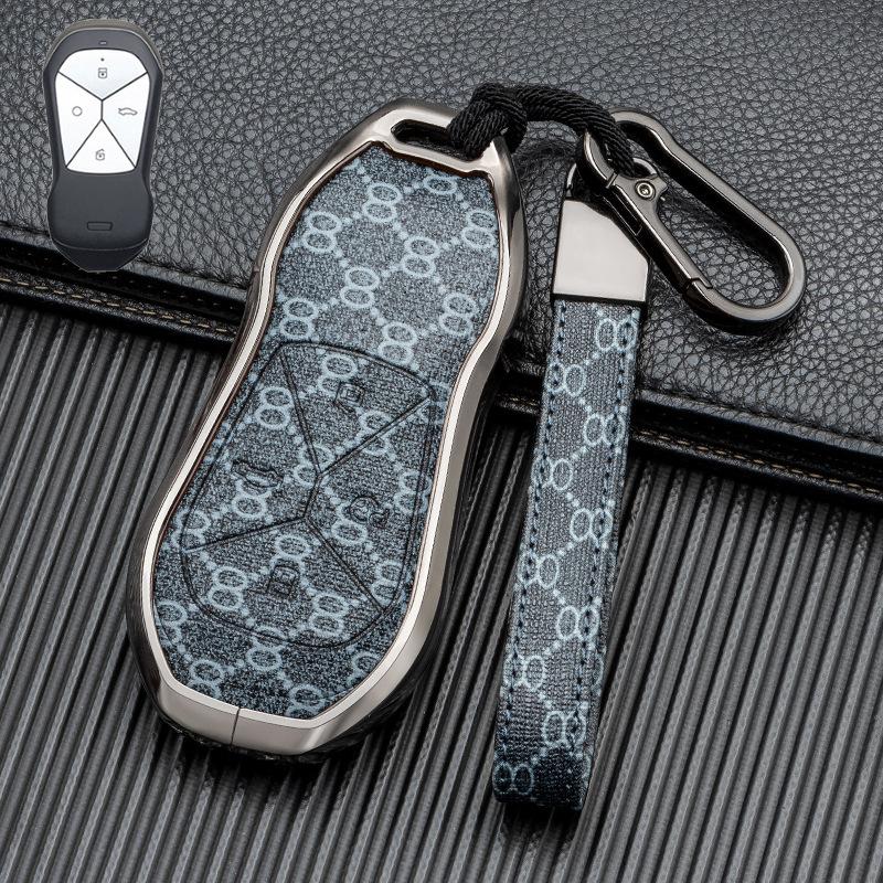 Signal Unobstructed, Suitable for Xiaopeng P7 G9 G3 P5 Metal All-inclusive Double-sided Leather Car Key Protective Case