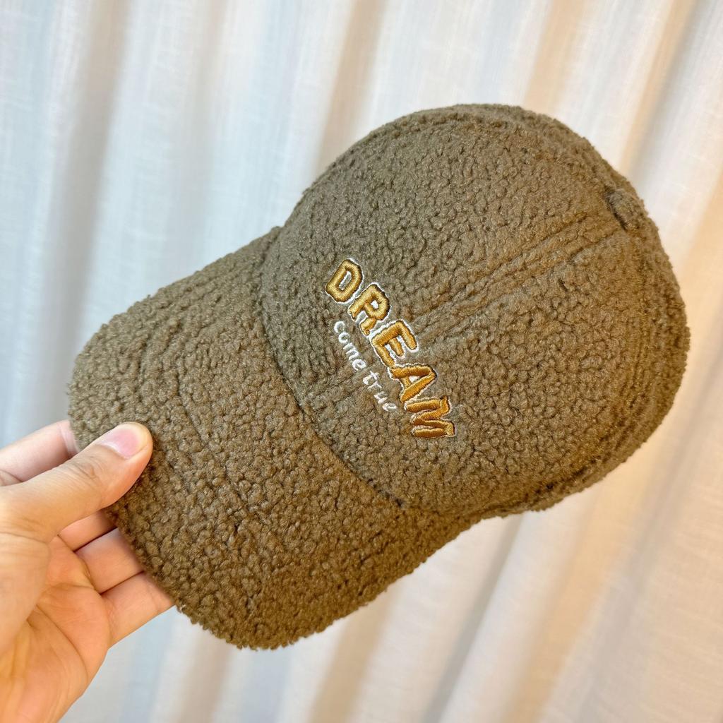 Autumn and Winter New Style Lamb Wool Embroidered Letter Baseball Hat for Women Outdoor Cold Proof and Warm Fashion Versatile Peaked Cap