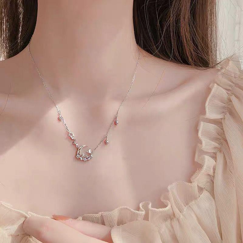 925 Silver Simple Personality Trend Choker Clavicle Chain Ins Necklace with Shiny Rhinestone Moon Jewelry for Modern Female