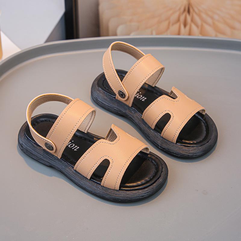 2026 Summer Korean Style Fashion Sandals: Soft-soled, Versatile Beach Shoes for Boys and Girls