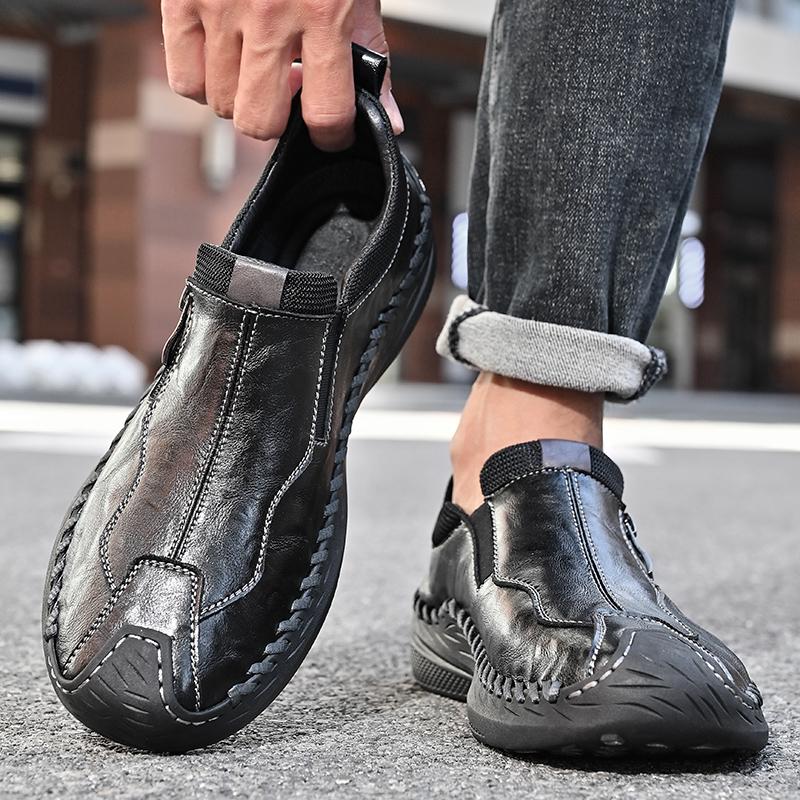Fashion Men's Handmade Casual Leather Shoes Classic Slip On Loafers Male Flats Hot Sale Comfy Tooling Sneakers Fashion Mens Driving Shoe