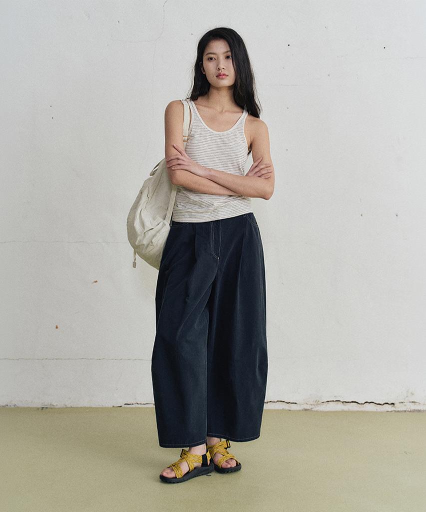 Monokeulom Cosmy Pintuck Pants (2Colors)