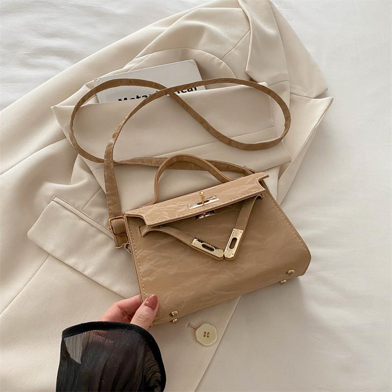 2024 Fashionable Casual Small Square Bag Stylish Handbag With Simple Aesthetic Appeal