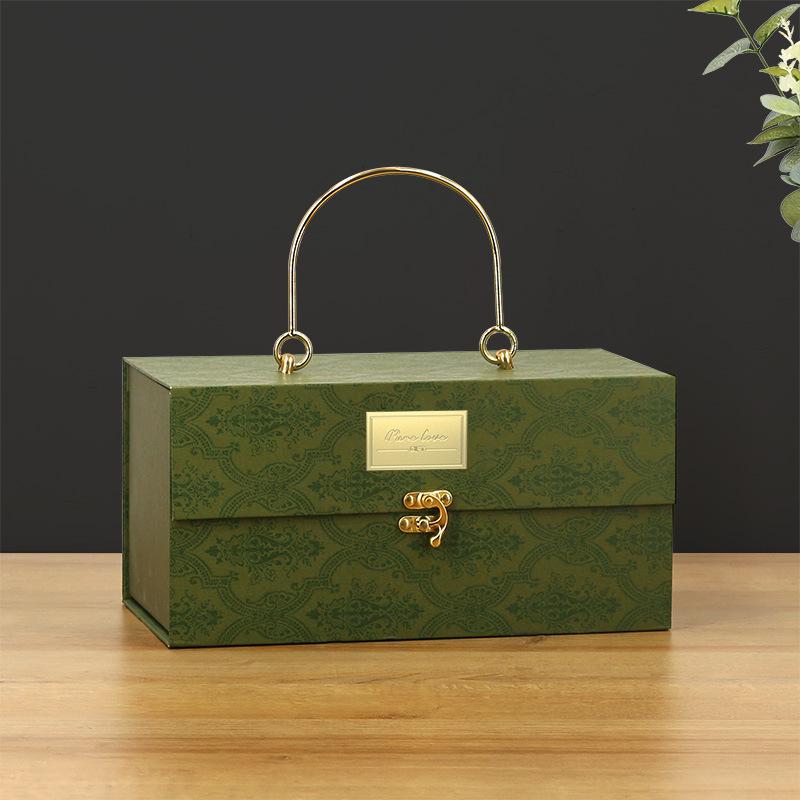 In Stock Custom Bridesmaid & Women s Day Gift Box