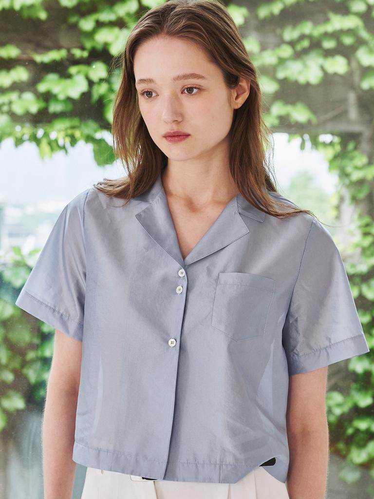NOUVE Notched Collar Crop Blouse - Sky Blue