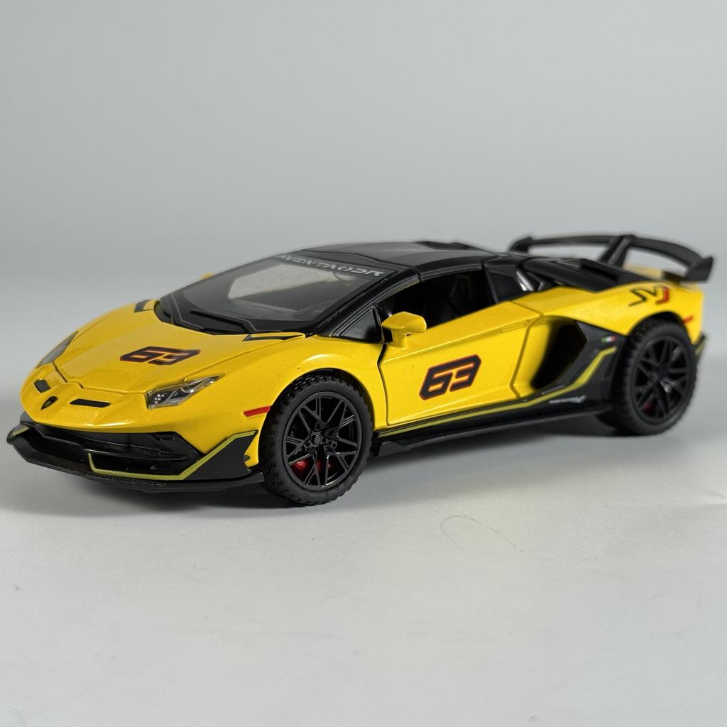 1:32 Aventador SVJ 63 Removable Version Super Sports Car Alloy Diecast Model Car Home Trendy Toys Ornaments Christmas Gifts Kids