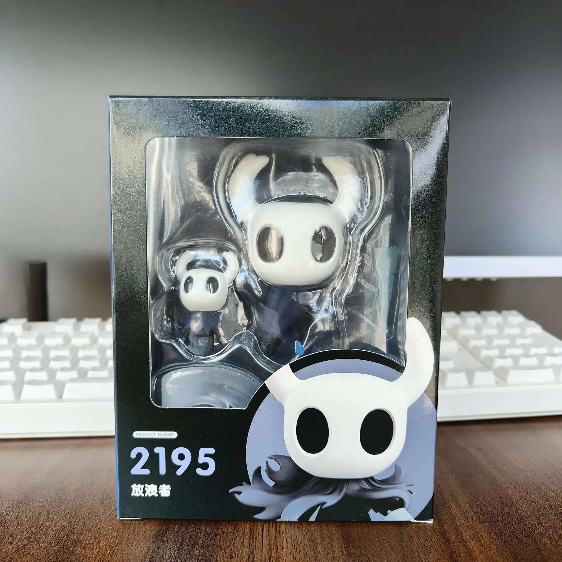 

Anime The Hollow Knight 2195 Small Knight 2196 Hornet PVC Action Figures Model Playthings Joint Movable Statue Gifts Collectible