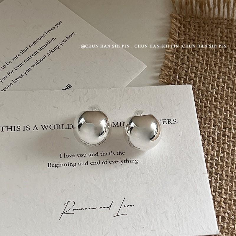 

Metal semicircular ball ear clips without ear holes, high-end niche design, simple stud earrings, women s summer cold wind temperament earrings