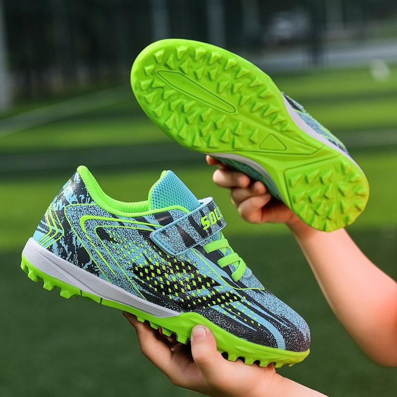 Summer Breathable Mesh Children's Football Shoes Boys and Girls Students Children Non-slip Nail Training Shoes