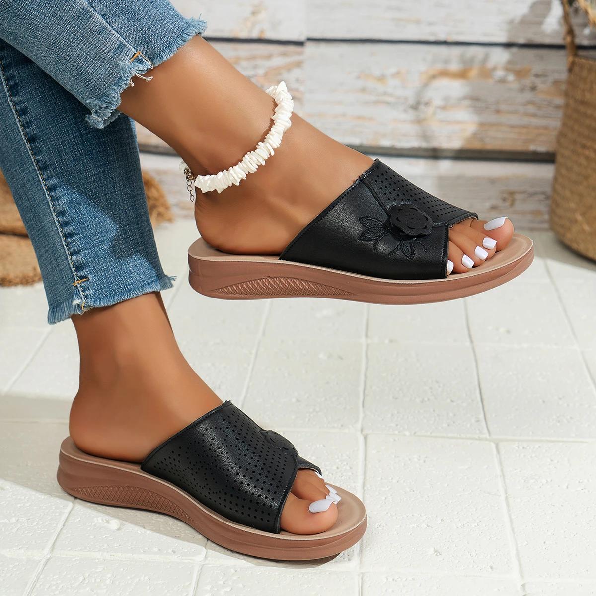 

Мода 2024 года, горячая распродажа женской обуви, базовые женские тапочки, модные повседневные тапочки с вышивкой, женские новые тапочки на плоской подошве с открытым носком Zapatos 41 чёрный