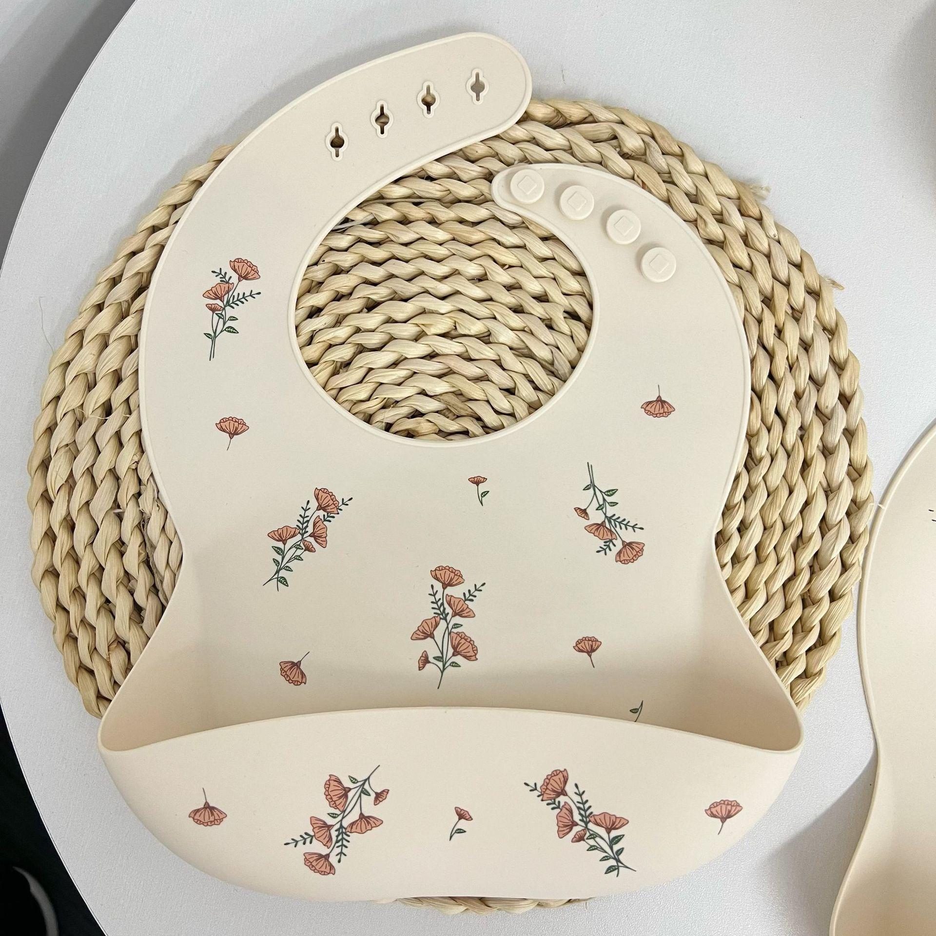 

Новый силиконовый детский нагрудник - водонепроницаемый, маслостойкий, дизайн в виде пищевого кита, портативный аксессуар для кормления