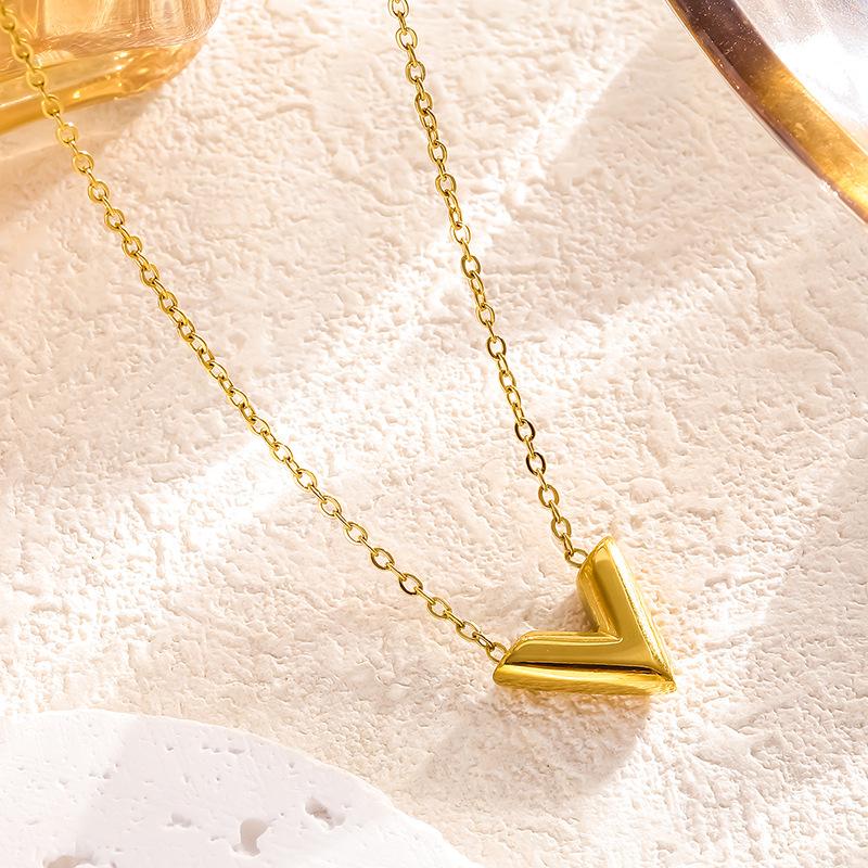 Trendy Minimalist Summer Letter V Gold Necklace for Women