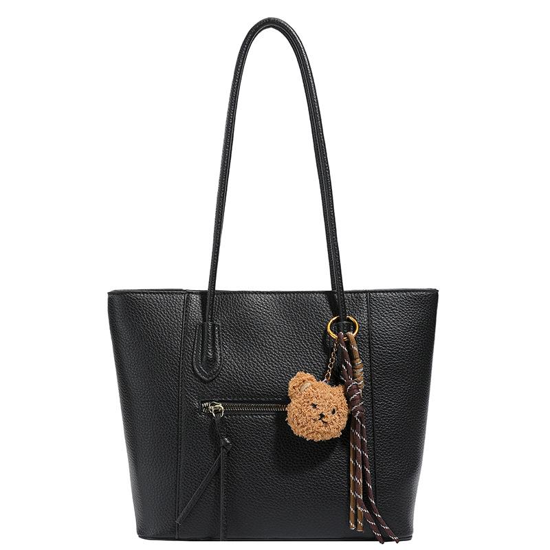 New fashion trend large capacity tote bag women s shoulder handbag retro commuter bag