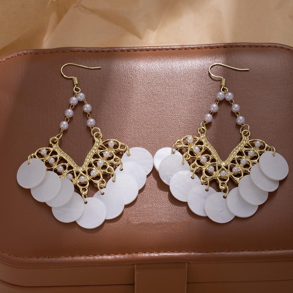 Super Fairy French Retro Pearl Fringed Earrings Light Luxury Design High-End Stud Earrings Vacation Bohemian Earrings