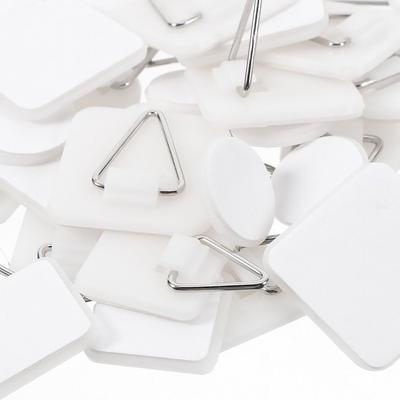 Fixadores – Ganchos para fixação de molduras