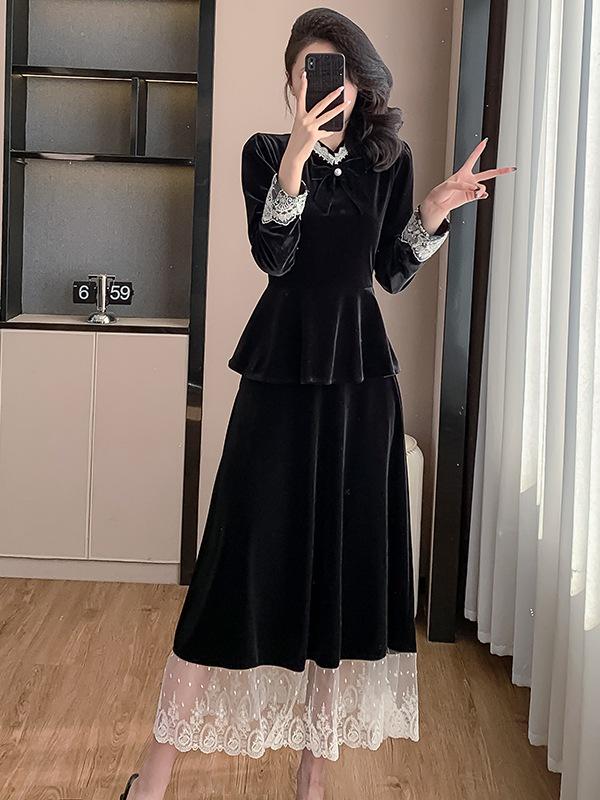

Korean Style Velvet Lace Top & Midi Skirt Set Extra Large