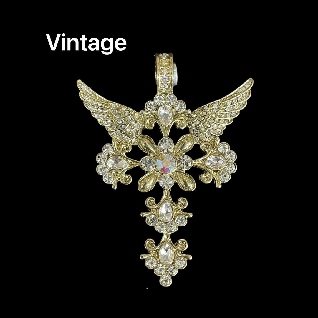 Retro Fashion Light Luxury Electroplating Process Czech Full Diamond Angel Wing Pendant magnetic pendant