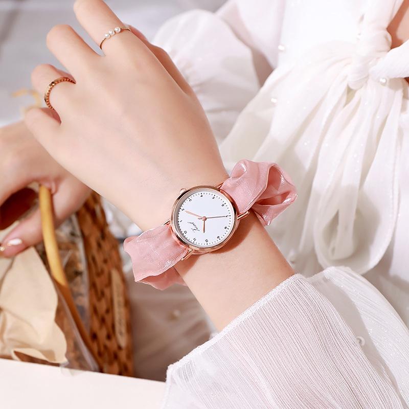 New Arrival Women's Fashion Watch With Stylish Bracelet Decorative Quartz Movement