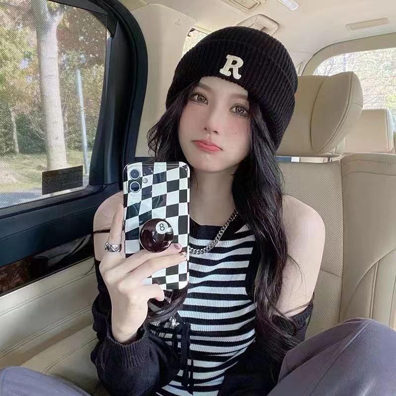 Autumn and Winter Korean Version of the Letter R Standard Wool Hat, the Same for Men and Women, Simple and Versatile Knitted Hat, Cold-proof 